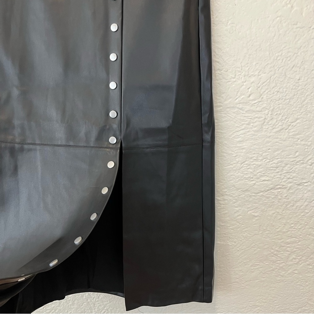 Evereve Skirt Faux Leather Studded Black Jo Midi 27 - Picture 5 of 8